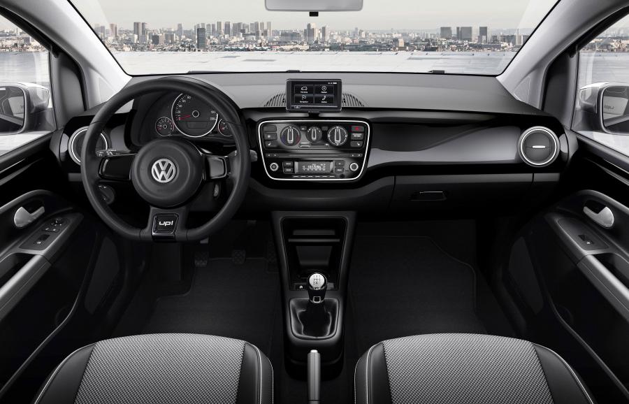  Volkswagen up! 2011 года  (фото 159 из 173)